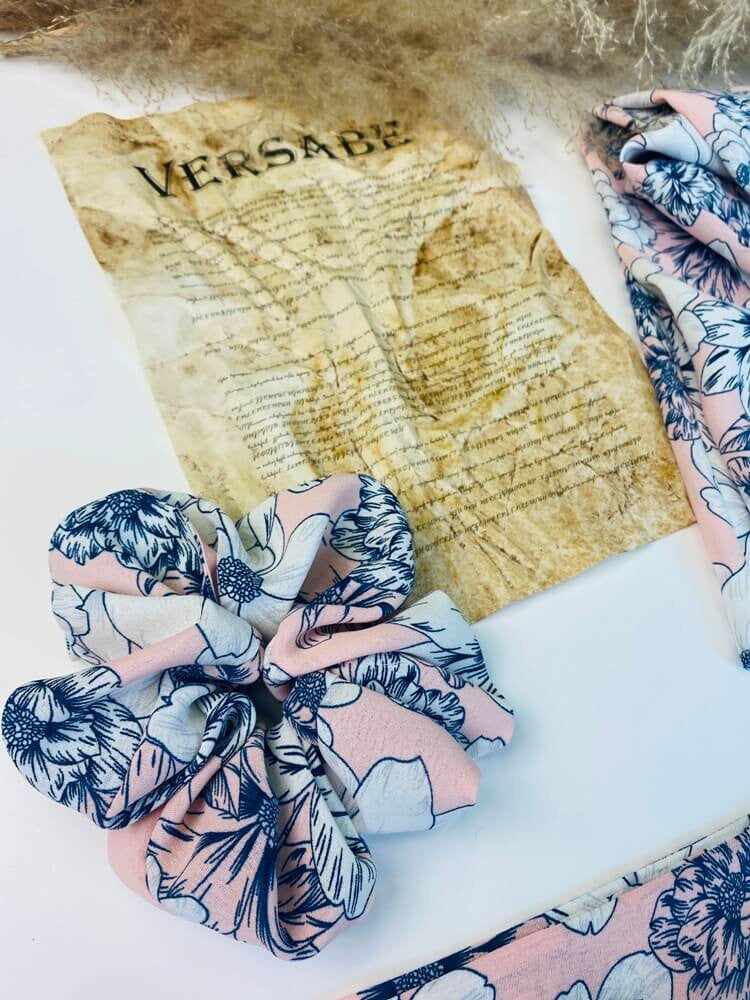 Scrunchie gumička v jemnej ružovej farbe